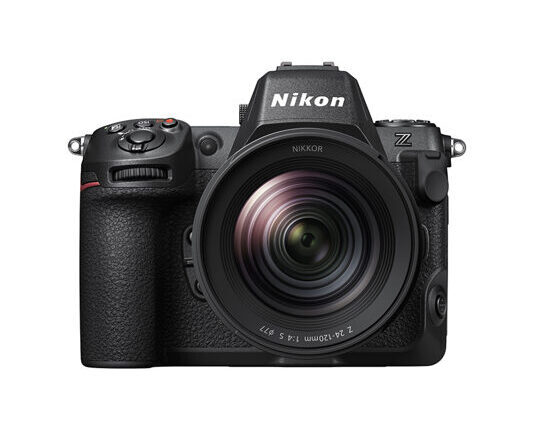 Nikon Z8 24-120mm F4.0 S - 3 Jahre CH Garantie inkl. Nikon Sofort-Rabatt